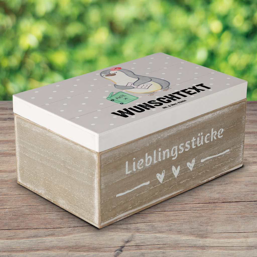 Personalisierte Holzkiste Business Development Manager Herz Holzkiste mit Namen, Kiste mit Namen, Schatzkiste mit Namen, Truhe mit Namen, Schatulle mit Namen, Erinnerungsbox mit Namen, Erinnerungskiste, mit Namen, Dekokiste mit Namen, Aufbewahrungsbox mit Namen, Holzkiste Personalisiert, Kiste Personalisiert, Schatzkiste Personalisiert, Truhe Personalisiert, Schatulle Personalisiert, Erinnerungsbox Personalisiert, Erinnerungskiste Personalisiert, Dekokiste Personalisiert, Aufbewahrungsbox Personalisiert, Geschenkbox personalisiert, GEschenkdose personalisiert, Beruf, Ausbildung, Jubiläum, Abschied, Rente, Kollege, Kollegin, Geschenk, Schenken, Arbeitskollege, Mitarbeiter, Firma, Danke, Dankeschön