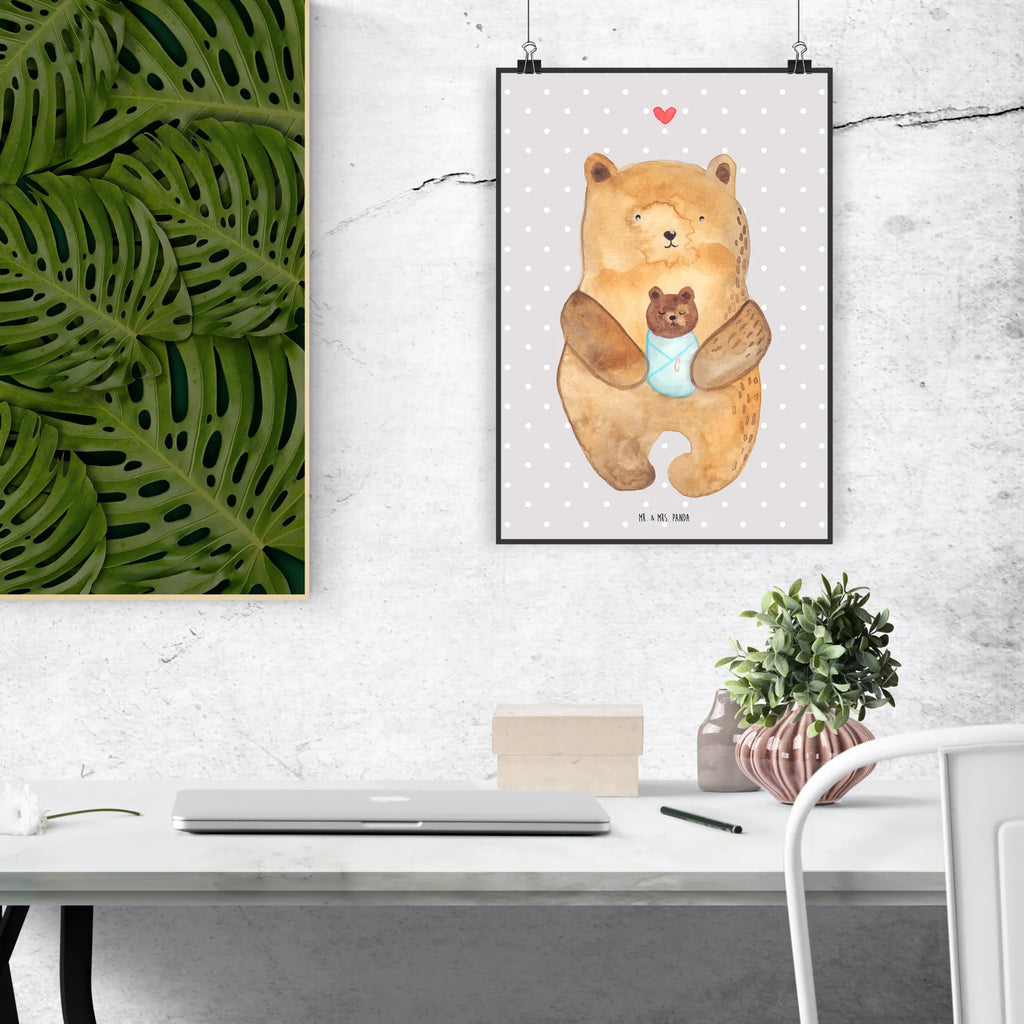 Poster Bär Baby Poster, Wandposter, Bild, Wanddeko, Küchenposter, Kinderposter, Wanddeko Bild, Raumdekoration, Wanddekoration, Handgemaltes Poster, Mr. & Mrs. Panda Poster, Designposter, Kunstdruck, Posterdruck, Bär, Teddy, Teddybär, Eltern, Mutter, Baby, Taufe, Geburt, Nichte, Neffe, Enkel, Enkelin, Täufling, Geburtstag, Glückwunsch