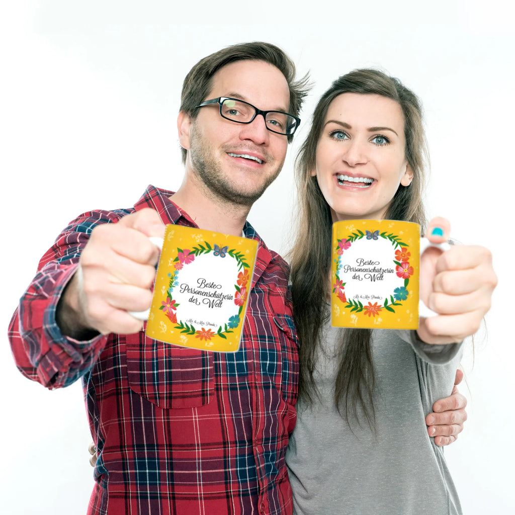 Tasse Design Frame Happy Girls Personenschützerin Tasse, Kaffeetasse, Teetasse, Becher, Kaffeebecher, Teebecher, Keramiktasse, Porzellantasse, Büro Tasse, Geschenk Tasse, Tasse Sprüche, Tasse Motive, Kaffeetassen, Tasse bedrucken, Designer Tasse, Cappuccino Tassen, Schöne Teetassen, Geschenk