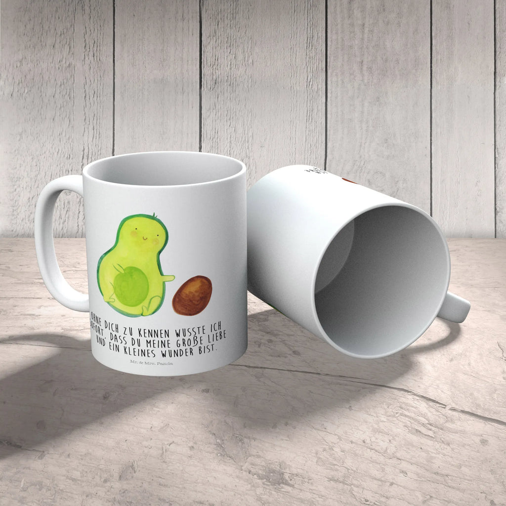 Kindertasse Avocado Kern rollt Kindertasse, Kinder Tasse, Kunststoff Tasse, Kindergarten Tasse, Trinkbecher, Camping Becher, Kaffeetasse, Kunststoffbecher, Kindergartenbecher, Outdoorgeschirr, Kunststoffgeschirr, Reisebecher, Reisetasse, Kinderbecher, Bruchfeste Tasse, Bruchsichere Tasse, Plastik Tasse, Plastiktasse, Avocado, Veggie, Vegan, Gesund, Avocados, Schwanger, Geburt, Geburtstag, Säugling, Kind, erstes Kind, zur Geburt, Schwangerschaft, Babyparty, Baby, große Liebe, Liebe, Love