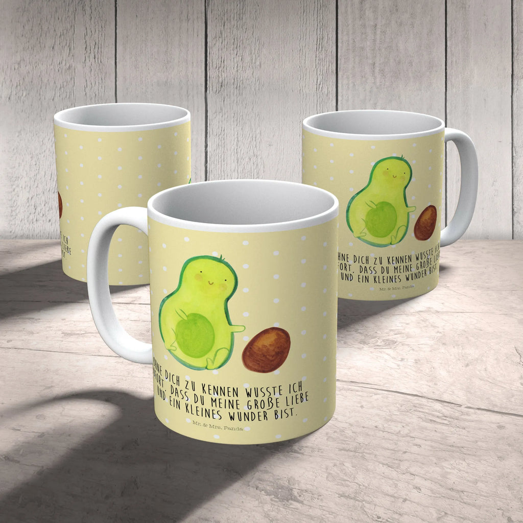 Kindertasse Avocado Kern rollt Kindertasse, Kinder Tasse, Kunststoff Tasse, Kindergarten Tasse, Trinkbecher, Camping Becher, Kaffeetasse, Kunststoffbecher, Kindergartenbecher, Outdoorgeschirr, Kunststoffgeschirr, Reisebecher, Reisetasse, Kinderbecher, Bruchfeste Tasse, Bruchsichere Tasse, Plastik Tasse, Plastiktasse, Avocado, Veggie, Vegan, Gesund, Avocados, Schwanger, Geburt, Geburtstag, Säugling, Kind, erstes Kind, zur Geburt, Schwangerschaft, Babyparty, Baby, große Liebe, Liebe, Love