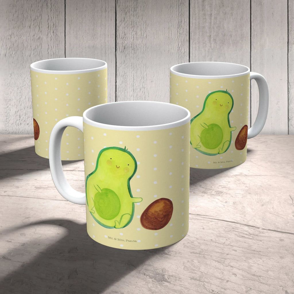 Kindertasse Avocado Kern rollt Kindertasse, Kinder Tasse, Kunststoff Tasse, Kindergarten Tasse, Trinkbecher, Camping Becher, Kaffeetasse, Kunststoffbecher, Kindergartenbecher, Outdoorgeschirr, Kunststoffgeschirr, Reisebecher, Reisetasse, Kinderbecher, Bruchfeste Tasse, Bruchsichere Tasse, Plastik Tasse, Plastiktasse, Avocado, Veggie, Vegan, Gesund, Avocados, Schwanger, Geburt, Geburtstag, Säugling, Kind, erstes Kind, zur Geburt, Schwangerschaft, Babyparty, Baby, große Liebe, Liebe, Love