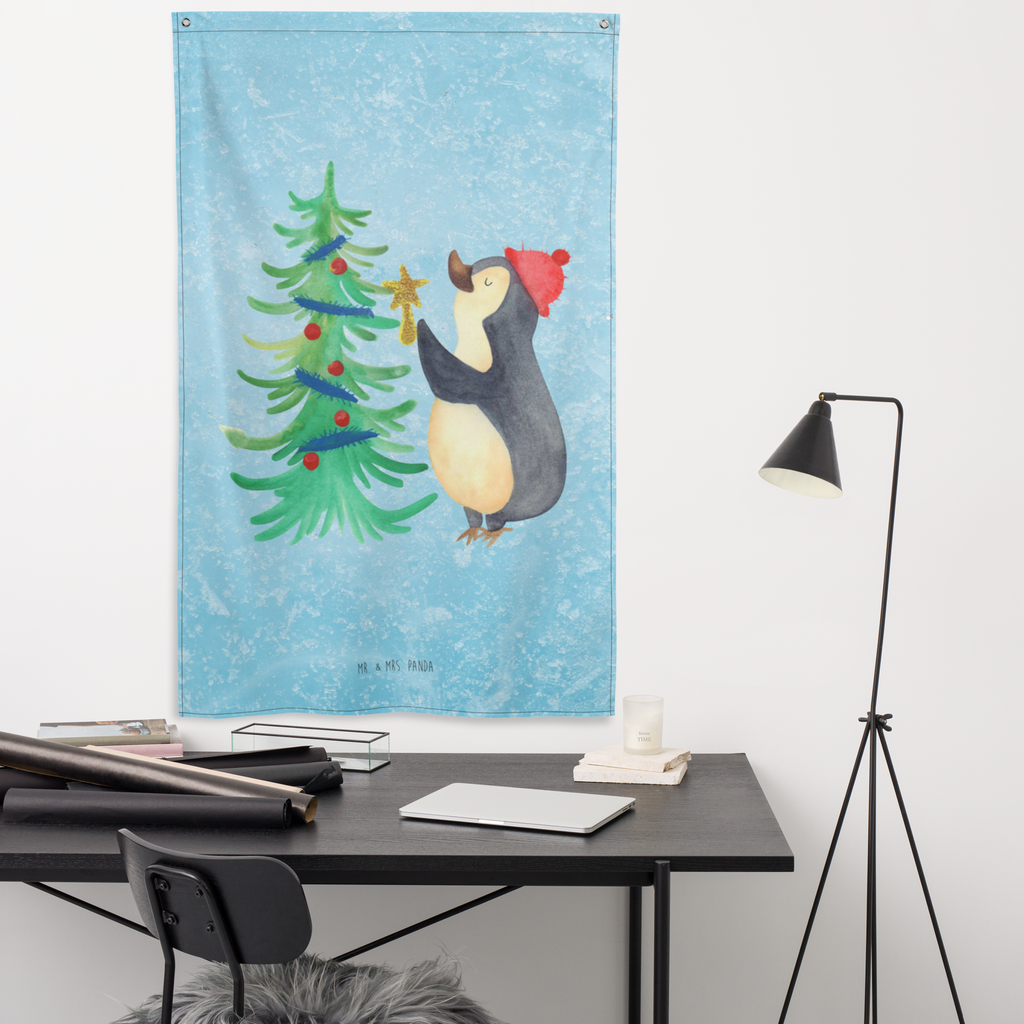 Wandteppich Pinguin Weihnachtsbaum Wandbehang, Dekoration, Boho, Wandteppich, Wandtuch, Wanddeko, Tapisserie, Tapestry, Wandbild, Textil-Kunst, Schmuck-Wandbehang, Wand Deko, Kinderzimmer, Kinderzimmer Wand, Kinderzimmer Deko, Kinderzimmer Wanddeko, Winter, Weihnachten, Weihnachtsdeko, Nikolaus, Advent, Heiligabend, Wintermotiv, Pinguin