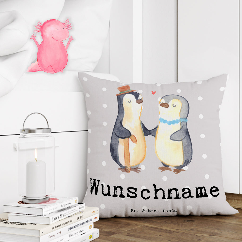 Personalisiertes Kissen Pinguin Beste Urgroßeltern der Welt Kissen, personalisiert, Name, Wunschname, bedrucken, Kopfkissen, für, Dankeschön, Geschenk, Schenken, Geburtstag, Geburtstagsgeschenk, Geschenkidee, Danke, Bedanken, Mitbringsel, Freude machen, Geschenktipp, Urgroßeltern, Urgrosseltern, Uhrgroßeltern, Uhroma, Uhropa, Uropa, Ur, Uroma, Großeltern, Großmutter, Großvater, Opa, Omi, Oma, Opi. Großpapa, Großmama, Enkel, Enkelin, Enkelkind, Kleinigkeit, Omma, Ommi, Oppa, Oppi, Bester