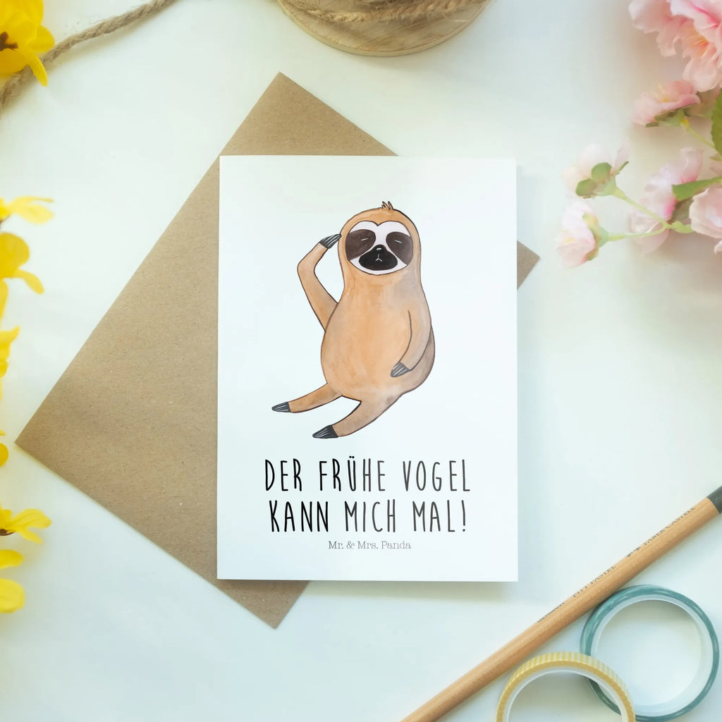 Grußkarte Faultier Vogel Grußkarte, Klappkarte, Einladungskarte, Glückwunschkarte, Hochzeitskarte, Geburtstagskarte, Karte, Ansichtskarten, Faultier, Faultier Geschenk, Faultier Deko, Faultiere, faul, Lieblingstier, Spinner, früher Vogel, der frühe Vogel, Frühaufsteher, Morgenmuffel, Vogel, Faultierwelt