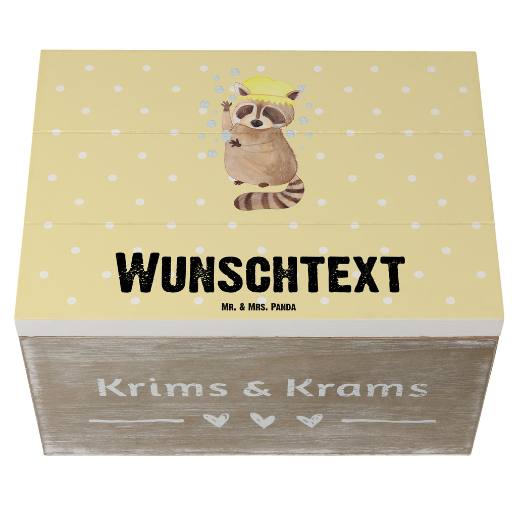 Personalisierte Holzkiste Waschbär Holzkiste mit Namen, Kiste mit Namen, Schatzkiste mit Namen, Truhe mit Namen, Schatulle mit Namen, Erinnerungsbox mit Namen, Erinnerungskiste, mit Namen, Dekokiste mit Namen, Aufbewahrungsbox mit Namen, Holzkiste Personalisiert, Kiste Personalisiert, Schatzkiste Personalisiert, Truhe Personalisiert, Schatulle Personalisiert, Erinnerungsbox Personalisiert, Erinnerungskiste Personalisiert, Dekokiste Personalisiert, Aufbewahrungsbox Personalisiert, Geschenkbox personalisiert, GEschenkdose personalisiert, Tiermotive, Gute Laune, lustige Sprüche, Tiere, Waschbär, Tagträumen, Plan, Fröhlich, waschen, Seifenblasen