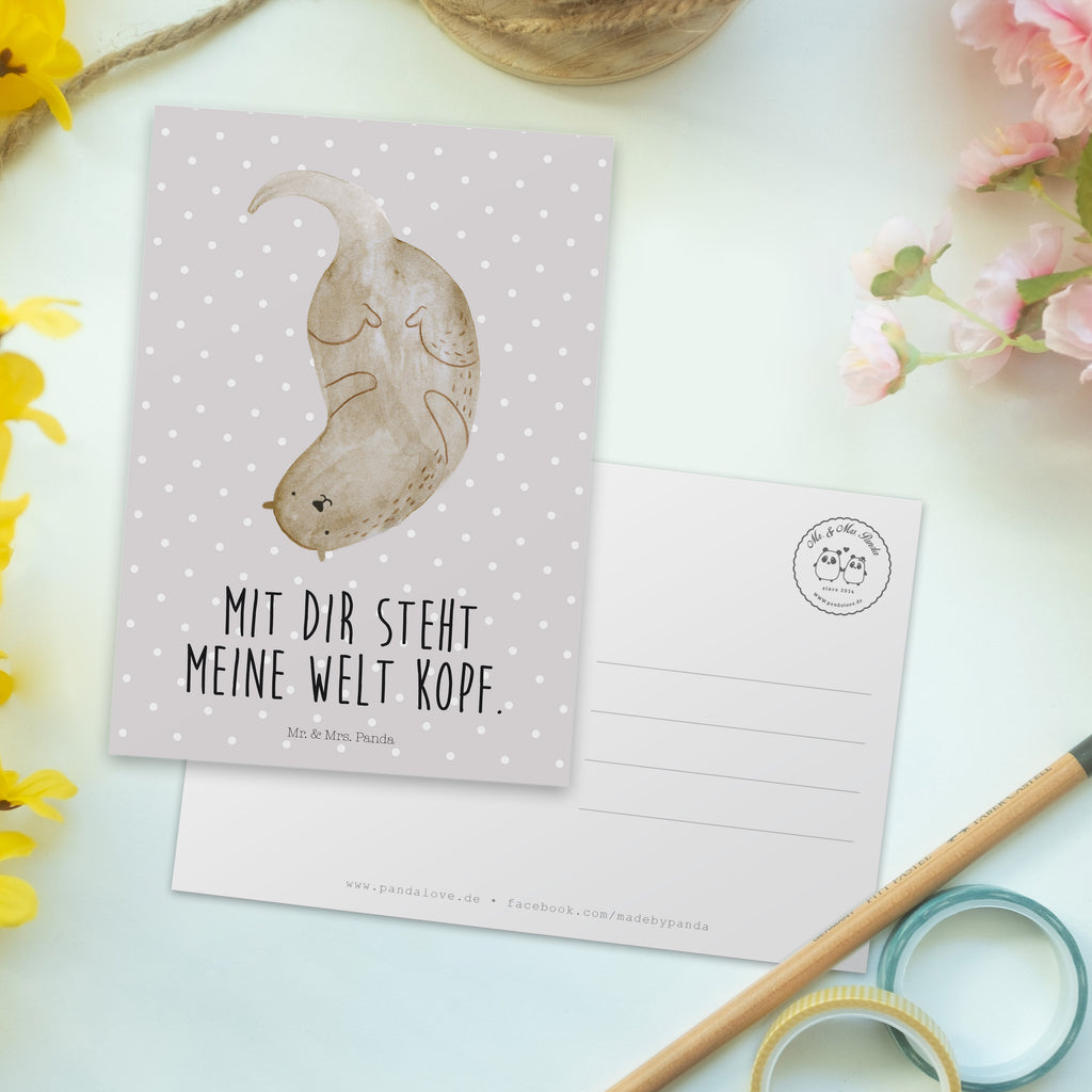 Postkarte Otter Kopfüber Postkarte, Karte, Geschenkkarte, Grußkarte, Einladung, Ansichtskarte, Geburtstagskarte, Einladungskarte, Dankeskarte, Ansichtskarten, Einladung Geburtstag, Einladungskarten Geburtstag, Otter, Fischotter, Seeotter, Otter Seeotter See Otter