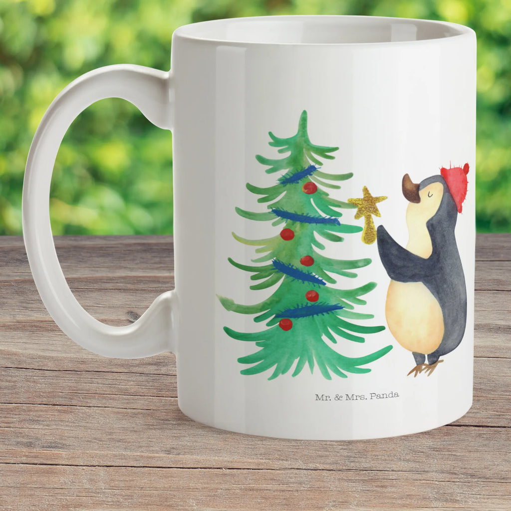 Kindertasse Pinguin Weihnachtsbaum Kindertasse, Kinder Tasse, Kunststoff Tasse, Kindergarten Tasse, Trinkbecher, Camping Becher, Kaffeetasse, Kunststoffbecher, Kindergartenbecher, Outdoorgeschirr, Kunststoffgeschirr, Reisebecher, Reisetasse, Kinderbecher, Bruchfeste Tasse, Bruchsichere Tasse, Plastik Tasse, Plastiktasse, Winter, Weihnachten, Weihnachtsdeko, Nikolaus, Advent, Heiligabend, Wintermotiv, Pinguin