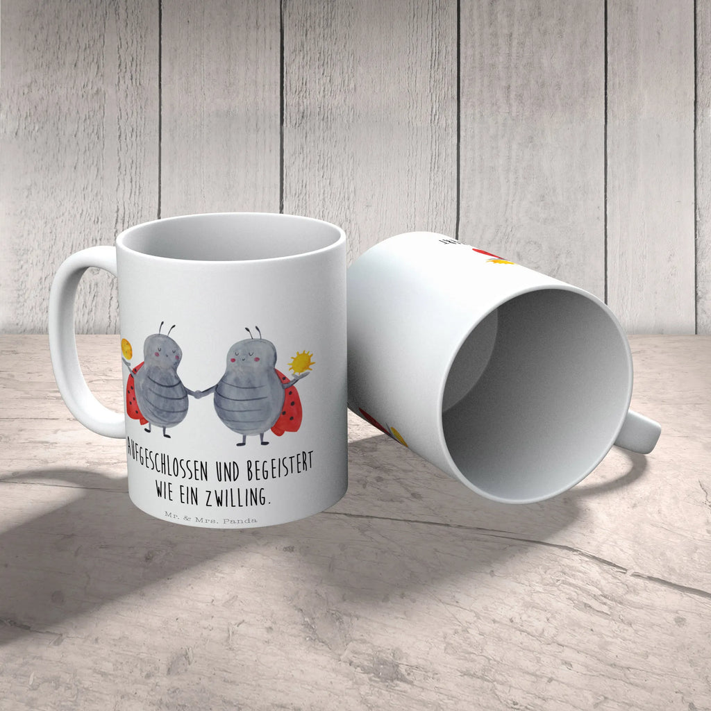 Tasse Sternzeichen Zwilling Tasse, Kaffeetasse, Teetasse, Becher, Kaffeebecher, Teebecher, Keramiktasse, Porzellantasse, Büro Tasse, Geschenk Tasse, Tasse Sprüche, Tasse Motive, Kaffeetassen, Tasse bedrucken, Designer Tasse, Cappuccino Tassen, Schöne Teetassen, Tierkreiszeichen, Sternzeichen, Horoskop, Astrologie, Aszendent, Zwillinge, Zwilling Geschenk, Zwilling Sternzeichen, Geburtstag Mai, Geschenk Mai, Geschenk Juni, Marienkäfer, Glückskäfer, Zwillingsbruder, Zwillingsschwester