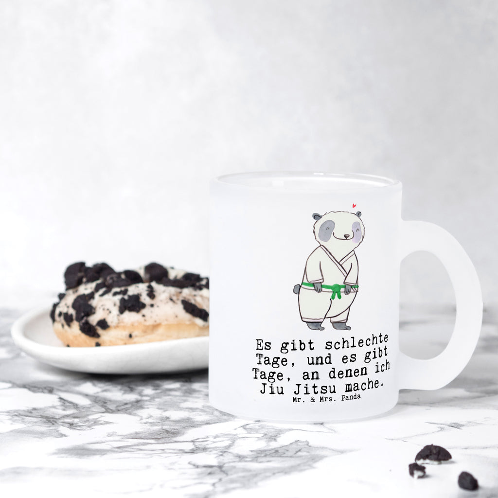 Teetasse Panda Jiu Jitsu Teetasse, Teeglas, Teebecher, Tasse mit Henkel, Tasse, Glas Teetasse, Teetasse aus Glas, Geschenk, Sport, Sportart, Hobby, Schenken, Danke, Dankeschön, Auszeichnung, Gewinn, Sportler, Jiu Jitsu, japanische Kampfkunst, Selbstverteidigung