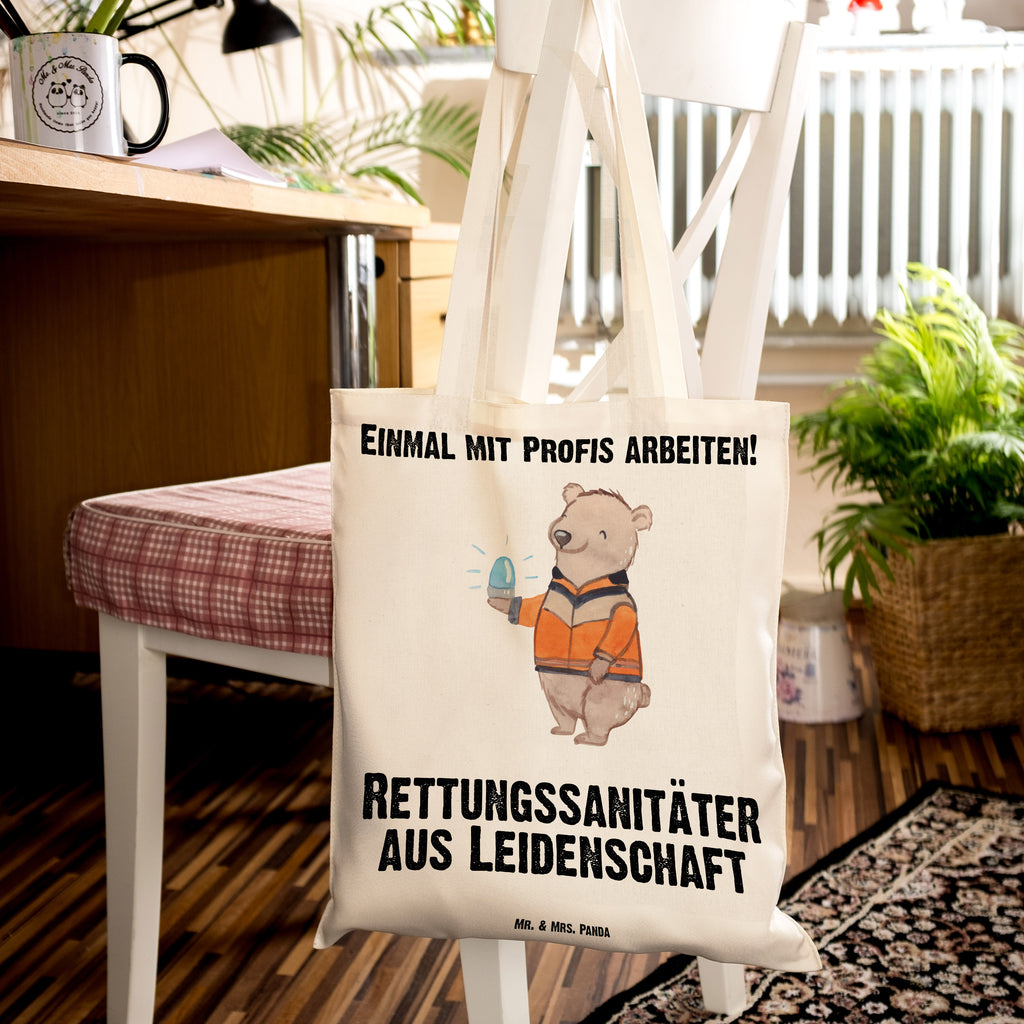 Tragetasche Rettungssanitäter aus Leidenschaft Beuteltasche, Beutel, Einkaufstasche, Jutebeutel, Stoffbeutel, Tasche, Shopper, Umhängetasche, Strandtasche, Schultertasche, Stofftasche, Tragetasche, Badetasche, Jutetasche, Einkaufstüte, Laptoptasche, Beruf, Ausbildung, Jubiläum, Abschied, Rente, Kollege, Kollegin, Geschenk, Schenken, Arbeitskollege, Mitarbeiter, Firma, Danke, Dankeschön