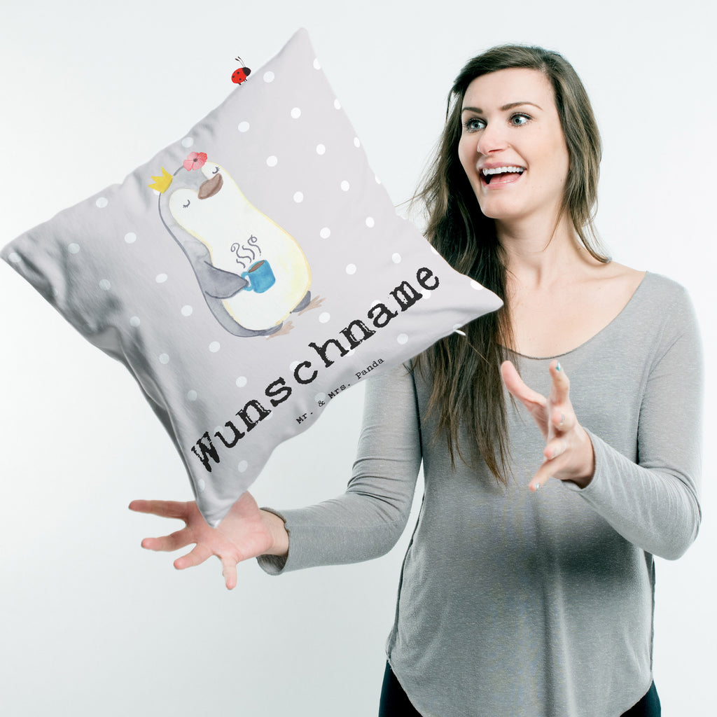 Personalisiertes Kissen Pinguin Beste Abteilungsleiterin der Welt Kissen, personalisiert, Name, Wunschname, bedrucken, Kopfkissen, für, Dankeschön, Geschenk, Schenken, Geburtstag, Geburtstagsgeschenk, Geschenkidee, Danke, Bedanken, Mitbringsel, Freude machen, Geschenktipp, Abteilungsleiterin, Leiterin, Geschäftsführerin, Vorgesetzte, Kollegin, Arbeit, Büro, Abschiedsgeschenk, Ruhestand, Abschied, Chefin, Ehrung, Anerkennung, Würdigung, Abteilungsvorstand, Beste Abteilungsleiterin, Auszeichnung, Geschäftsleiterin, Managerin