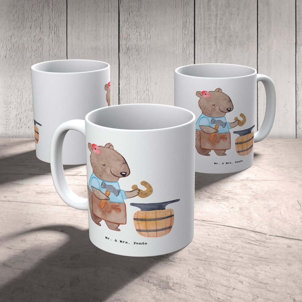 Tasse Schmiedin mit Herz Tasse, Kaffeetasse, Teetasse, Becher, Kaffeebecher, Teebecher, Keramiktasse, Porzellantasse, Büro Tasse, Geschenk Tasse, Tasse Sprüche, Tasse Motive, Kaffeetassen, Tasse bedrucken, Designer Tasse, Cappuccino Tassen, Schöne Teetassen, Beruf, Ausbildung, Jubiläum, Abschied, Rente, Kollege, Kollegin, Geschenk, Schenken, Arbeitskollege, Mitarbeiter, Firma, Danke, Dankeschön