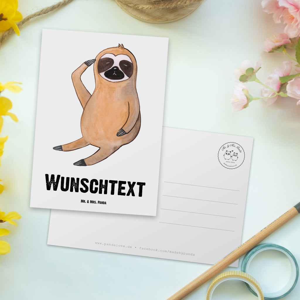 Personalisierte Postkarte Faultier Vogel zeigen Postkarte mit Namen, Postkarte bedrucken, Postkarte mit Wunschtext, Postkarte personalisierbar, Geschenkkarte mit Namen, Grußkarte mit Namen, Karte mit Namen, Einladung mit Namen, Ansichtskarte mit Namen, Geschenkkarte mit Wunschtext, Grußkarte mit Wunschtext, Karte mit Wunschtext, Einladung mit Wunschtext, Ansichtskarte mit Wunschtext, Faultier, Faultier Geschenk, Faultier Deko, Faultiere, faul, Lieblingstier, Spinner, früher Vogel, der frühe Vogel, Frühaufsteher, Morgenmuffel, Vogel, Faultierwelt