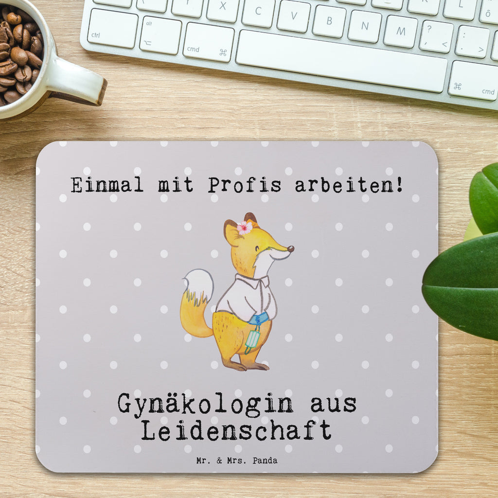 Mauspad Gynäkologin aus Leidenschaft Mousepad, Computer zubehör, Büroausstattung, PC Zubehör, Arbeitszimmer, Mauspad, Einzigartiges Mauspad, Designer Mauspad, Mausunterlage, Mauspad Büro, Beruf, Ausbildung, Jubiläum, Abschied, Rente, Kollege, Kollegin, Geschenk, Schenken, Arbeitskollege, Mitarbeiter, Firma, Danke, Dankeschön, Gynäkologin, Frauenärztin, Geschenk Frauenarzt nach Geburt, Geburtshilfe, Frauenarztpraxis