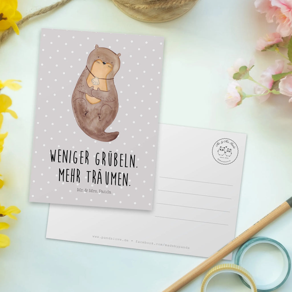 Postkarte Otter Muschel Postkarte, Karte, Geschenkkarte, Grußkarte, Einladung, Ansichtskarte, Geburtstagskarte, Einladungskarte, Dankeskarte, Ansichtskarten, Einladung Geburtstag, Einladungskarten Geburtstag, Otter, Fischotter, Seeotter, Otterliebe, grübeln, träumen, Motivation, Tagträumen, Büro