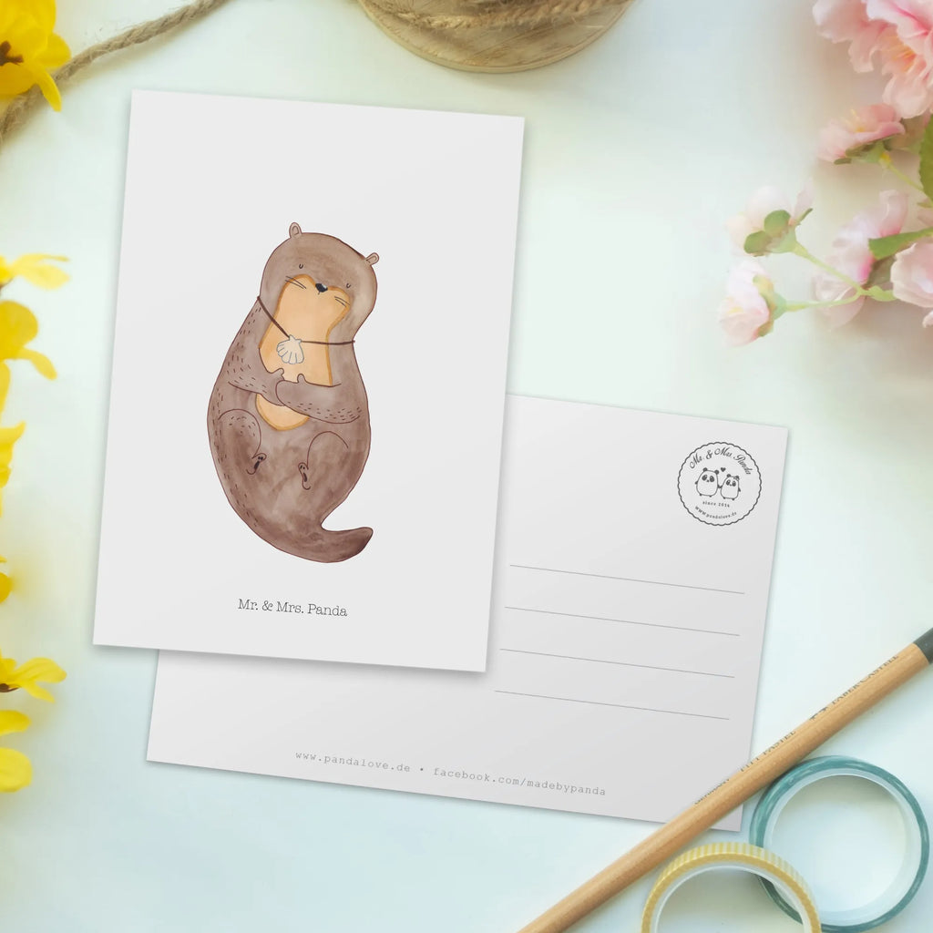 Postkarte Otter Muschel Postkarte, Karte, Geschenkkarte, Grußkarte, Einladung, Ansichtskarte, Geburtstagskarte, Einladungskarte, Dankeskarte, Ansichtskarten, Einladung Geburtstag, Einladungskarten Geburtstag, Otter, Fischotter, Seeotter, Otterliebe, grübeln, träumen, Motivation, Tagträumen, Büro