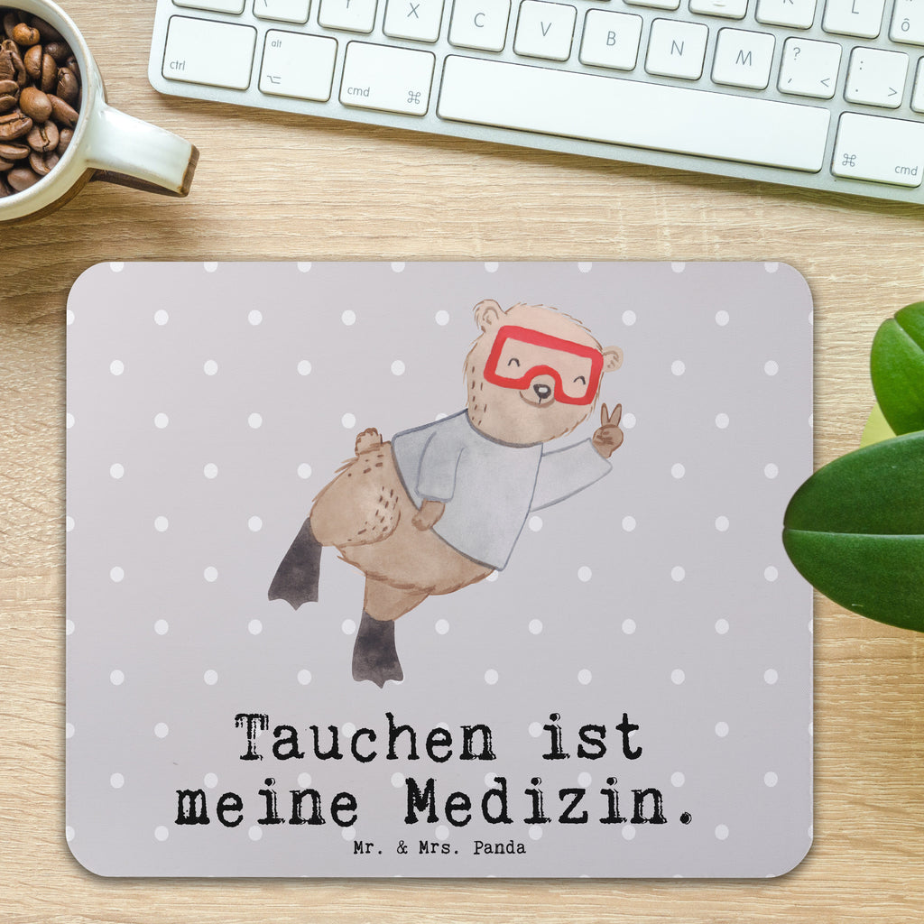 Mauspad Bär Tauchen Medizin Mousepad, Computer zubehör, Büroausstattung, PC Zubehör, Arbeitszimmer, Mauspad, Einzigartiges Mauspad, Designer Mauspad, Mausunterlage, Mauspad Büro, Geschenk, Sport, Sportart, Hobby, Schenken, Danke, Dankeschön, Auszeichnung, Gewinn, Sportler, Tauchen, schnorcheln, Tauchgang, Tauchschule, Diving, Dive, Unterwasserabenteuer, Tauchsport, Tiefseetauchen, Tauchausflug, Tauchsafari