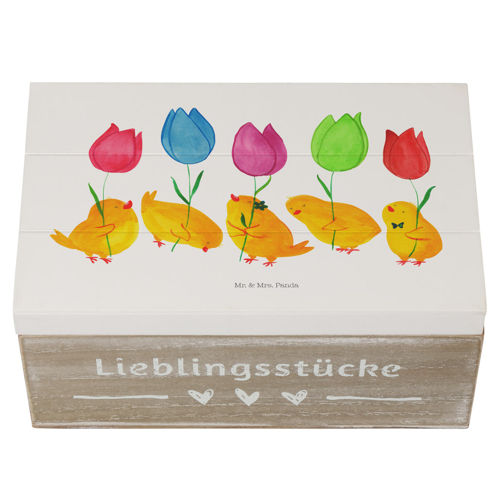 Holzkiste Küken Parade Holzkiste, Kiste, Schatzkiste, Truhe, Schatulle, XXL, Erinnerungsbox, Erinnerungskiste, Dekokiste, Aufbewahrungsbox, Geschenkbox, Geschenkdose, Ostern, Osterhase, Ostergeschenke, Osternest, Osterdeko, Geschenke zu Ostern, Ostern Geschenk, Ostergeschenke Kinder, Ostern Kinder, Küken, Parade, Tulpen, Frohe Ostern, Ostergrüße, Blumen