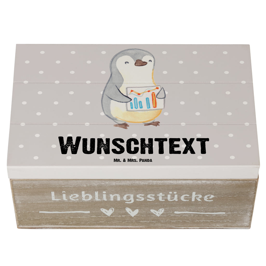 Personalisierte Holzkiste Wirtschaftsanalytiker Herz Holzkiste mit Namen, Kiste mit Namen, Schatzkiste mit Namen, Truhe mit Namen, Schatulle mit Namen, Erinnerungsbox mit Namen, Erinnerungskiste, mit Namen, Dekokiste mit Namen, Aufbewahrungsbox mit Namen, Holzkiste Personalisiert, Kiste Personalisiert, Schatzkiste Personalisiert, Truhe Personalisiert, Schatulle Personalisiert, Erinnerungsbox Personalisiert, Erinnerungskiste Personalisiert, Dekokiste Personalisiert, Aufbewahrungsbox Personalisiert, Geschenkbox personalisiert, GEschenkdose personalisiert, Beruf, Ausbildung, Jubiläum, Abschied, Rente, Kollege, Kollegin, Geschenk, Schenken, Arbeitskollege, Mitarbeiter, Firma, Danke, Dankeschön