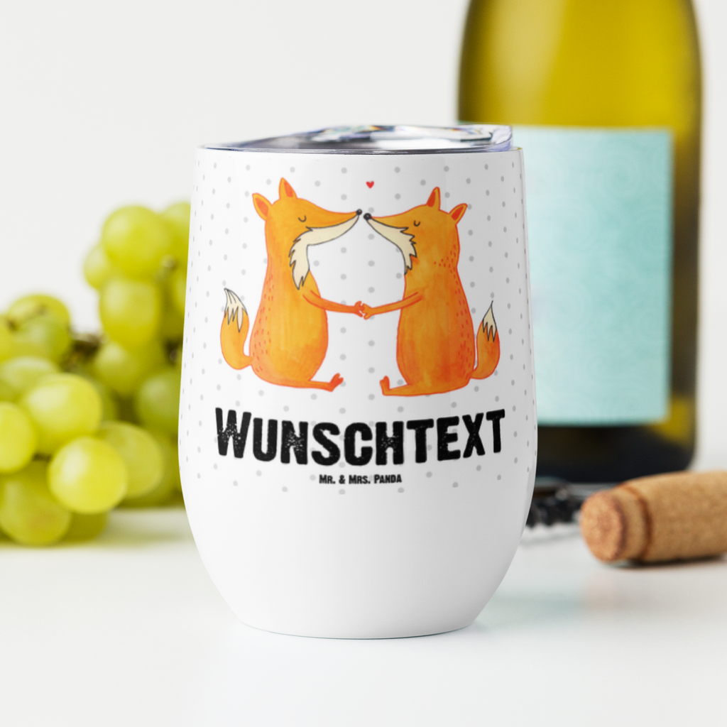 Personalisierter Weinbecher Füchse Liebe Personalisierter Weinbecher, Personalisierter Glühwein Becher, Heißgetränke, Personalisierter Trinkbecher, Personalisierter Weinkelch, Personalisiertes Weingläser, hochwertiger Weinbecher, Weinbecher Reisen, Weinbecher unterwegs, Personalisertes Sommerglas, mit Namen, Wunschtext, Personalisierung, selbst bedrucken, Personalisiertes Weinglas, Fuchs, Füchse, Fox, Liebe, Liebespaar, Paar, Partner, Freundin, Freund, Ehe, Verlobte, Ehemann, Ehefrau, Liebesbeweis