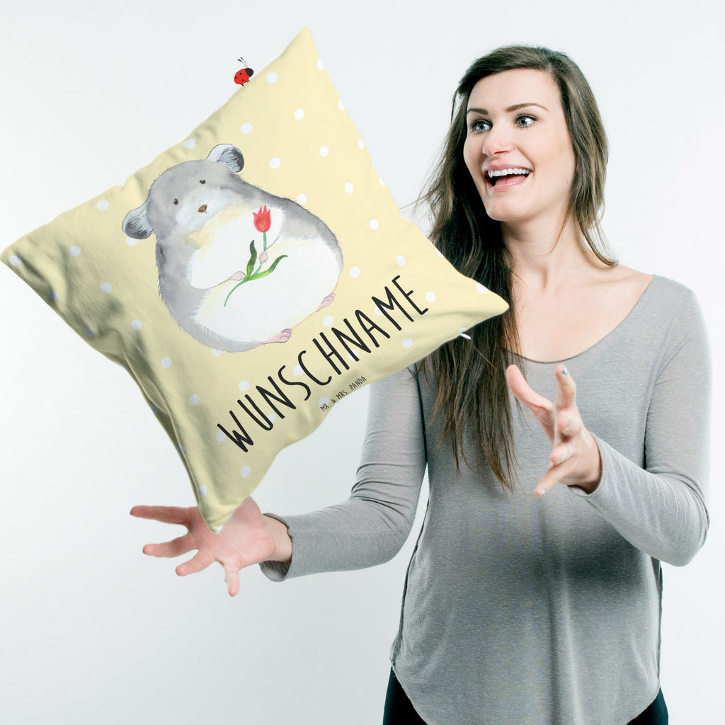 Personalisiertes Kissen Chinchilla mit Blume Kissen, personalisiert, Name, Wunschname, bedrucken, Kopfkissen, Tiermotive, Gute Laune, lustige Sprüche, Tiere, Chinchilla, Chinchillas, Liebeskummer, Kummer, Depressionen, traurig sein, Chaos, Glücklichsein, Büro, Büroalltag