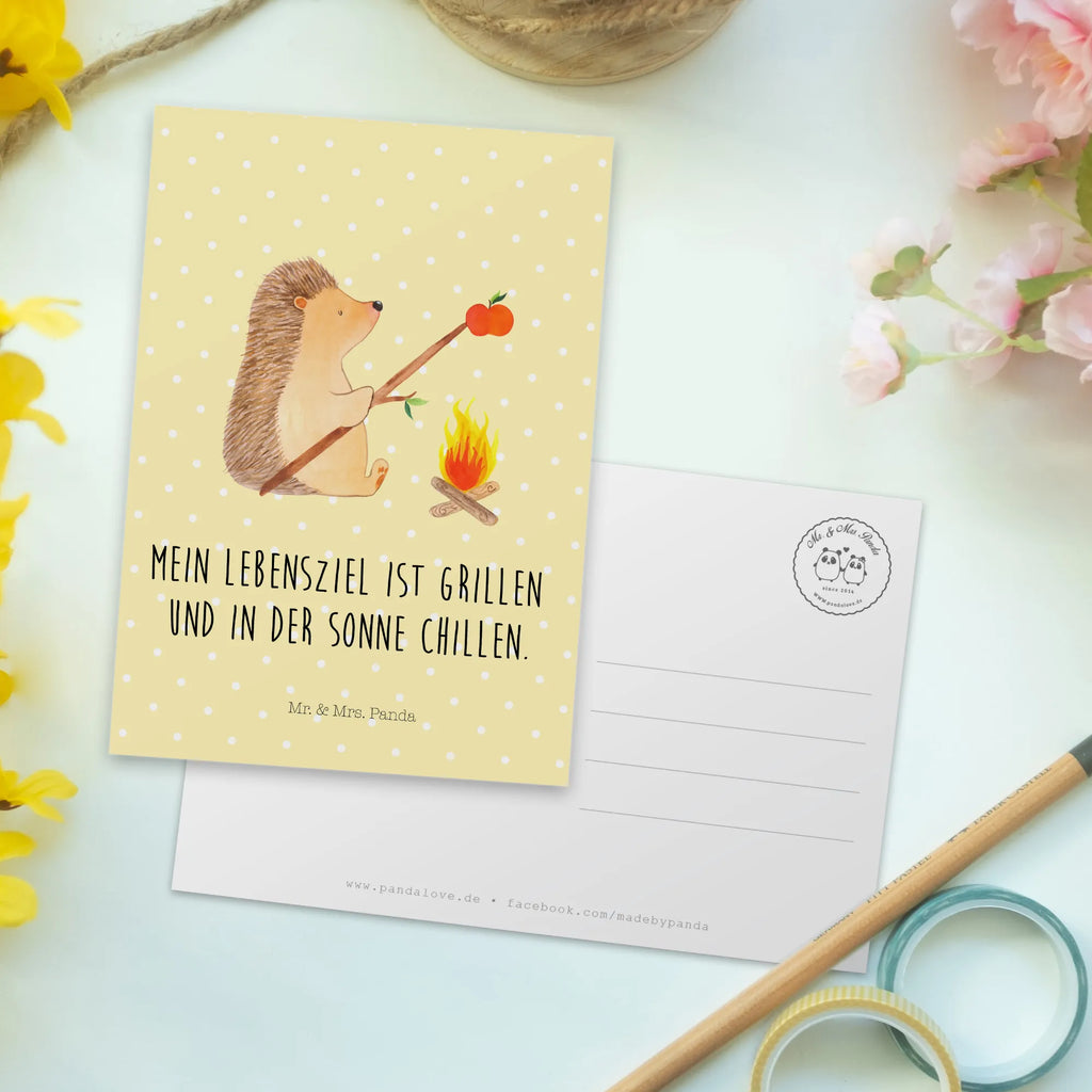 Postkarte Igel grillt Postkarte, Karte, Geschenkkarte, Grußkarte, Einladung, Ansichtskarte, Geburtstagskarte, Einladungskarte, Dankeskarte, Ansichtskarten, Einladung Geburtstag, Einladungskarten Geburtstag, Tiermotive, Gute Laune, lustige Sprüche, Tiere, Igel, Grillen, Ziele, Motivation, arbeitslos, Sinn des Lebens, Spruch