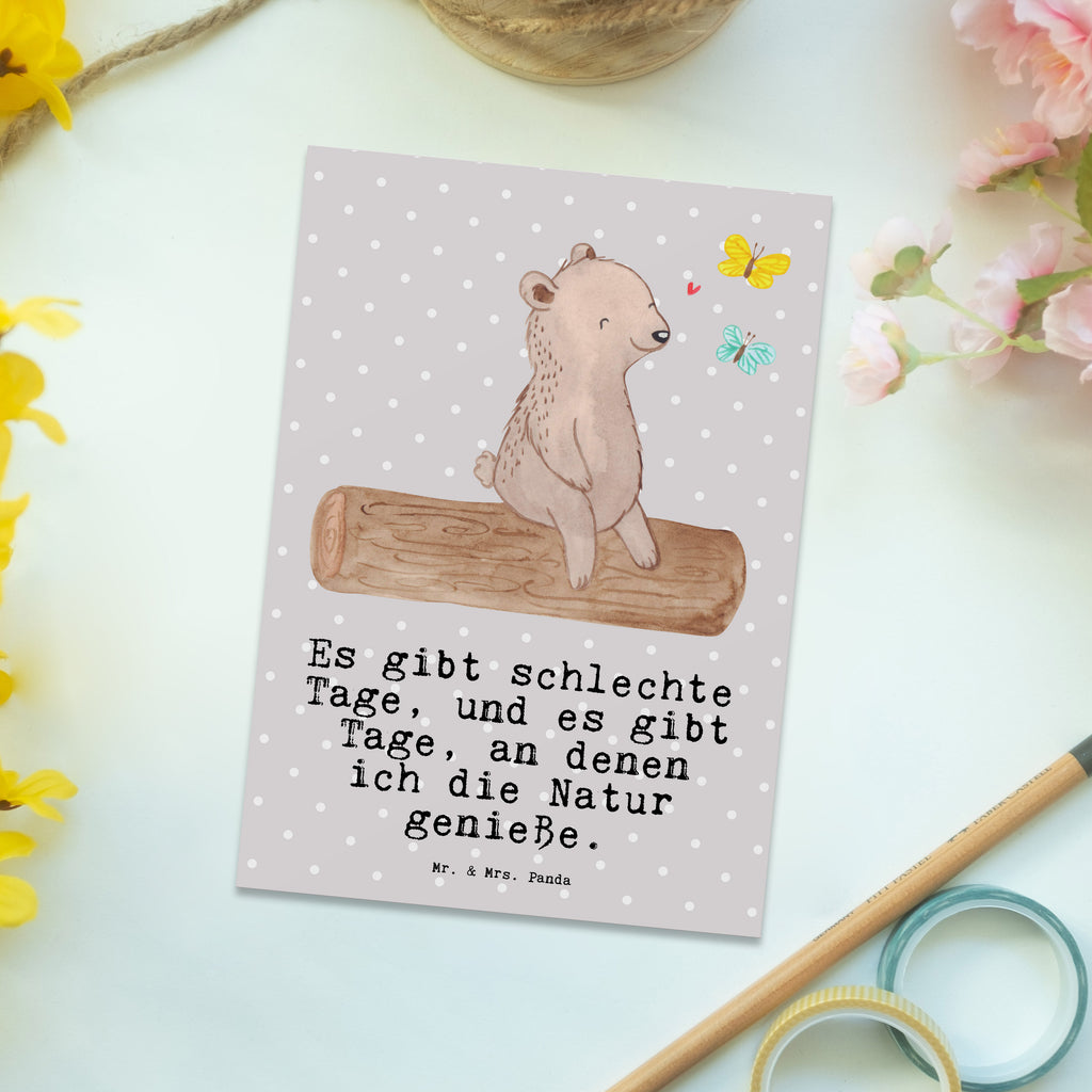 Postkarte Bär Naturliebhaber Tage Postkarte, Karte, Geschenkkarte, Grußkarte, Einladung, Ansichtskarte, Geburtstagskarte, Einladungskarte, Dankeskarte, Ansichtskarten, Einladung Geburtstag, Einladungskarten Geburtstag, Geschenk, Sport, Sportart, Hobby, Schenken, Danke, Dankeschön, Auszeichnung, Gewinn, Sportler, Naturliebhaber, Outdoor, Wandern, Nature Lover