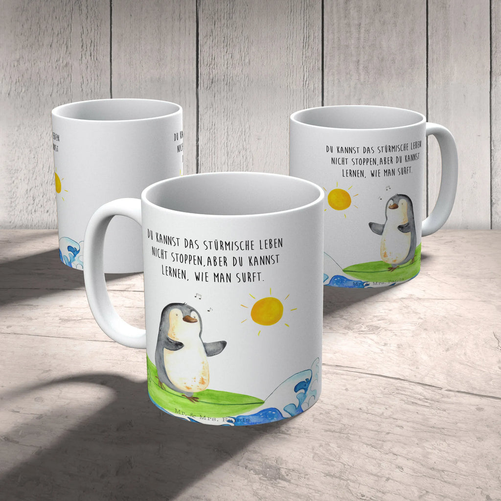 Tasse Pinguin Surfer Tasse, Kaffeetasse, Teetasse, Becher, Kaffeebecher, Teebecher, Keramiktasse, Porzellantasse, Büro Tasse, Geschenk Tasse, Tasse Sprüche, Tasse Motive, Kaffeetassen, Tasse bedrucken, Designer Tasse, Cappuccino Tassen, Schöne Teetassen, Pinguin, Pinguine, surfen, Surfer, Hawaii, Urlaub, Wellen, Wellen reiten, Portugal