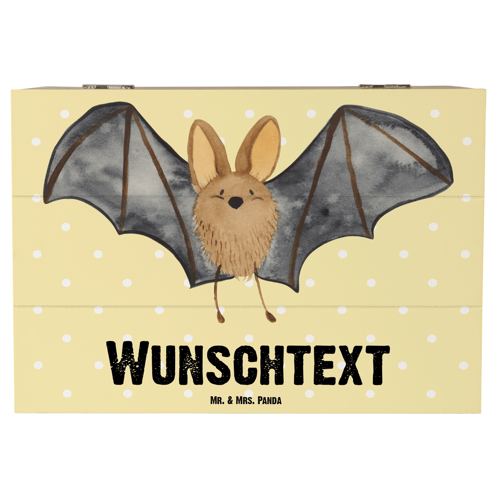 Personalisierte Holzkiste Fledermaus Flügel Holzkiste mit Namen, Kiste mit Namen, Schatzkiste mit Namen, Truhe mit Namen, Schatulle mit Namen, Erinnerungsbox mit Namen, Erinnerungskiste, mit Namen, Dekokiste mit Namen, Aufbewahrungsbox mit Namen, Holzkiste Personalisiert, Kiste Personalisiert, Schatzkiste Personalisiert, Truhe Personalisiert, Schatulle Personalisiert, Erinnerungsbox Personalisiert, Erinnerungskiste Personalisiert, Dekokiste Personalisiert, Aufbewahrungsbox Personalisiert, Geschenkbox personalisiert, GEschenkdose personalisiert, Tiermotive, Gute Laune, lustige Sprüche, Tiere