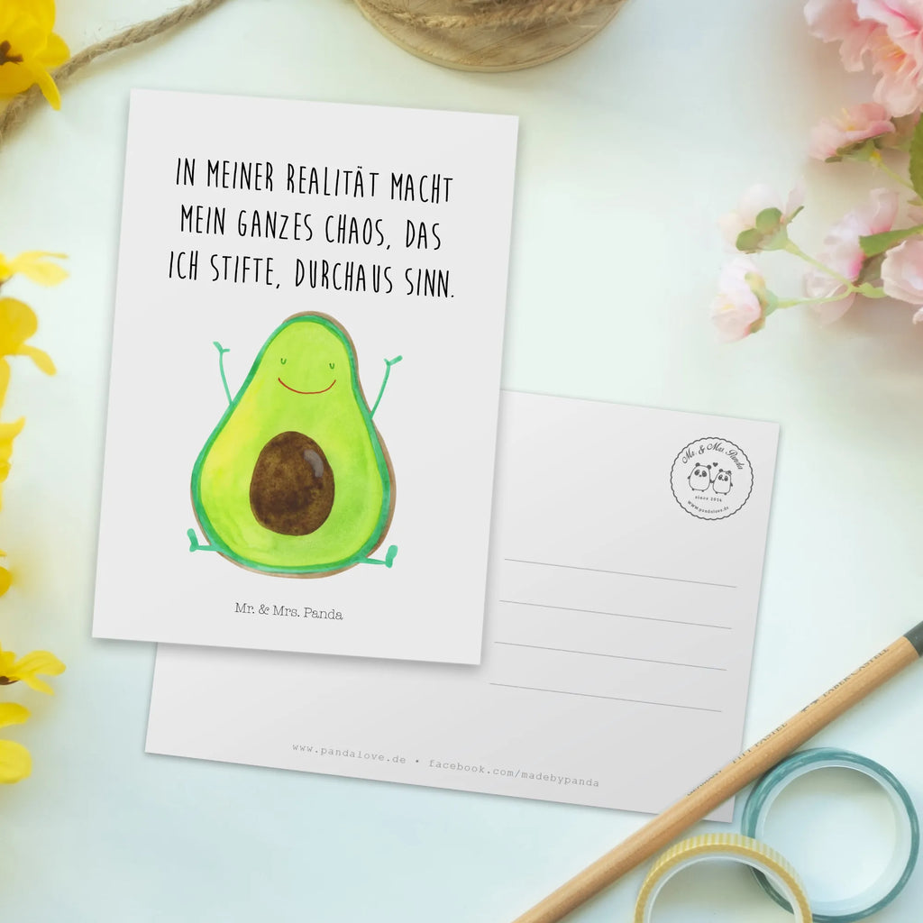 Postkarte Avocado Glücklich Postkarte, Karte, Geschenkkarte, Grußkarte, Einladung, Ansichtskarte, Geburtstagskarte, Einladungskarte, Dankeskarte, Ansichtskarten, Einladung Geburtstag, Einladungskarten Geburtstag, Avocado, Veggie, Vegan, Gesund, Chaos