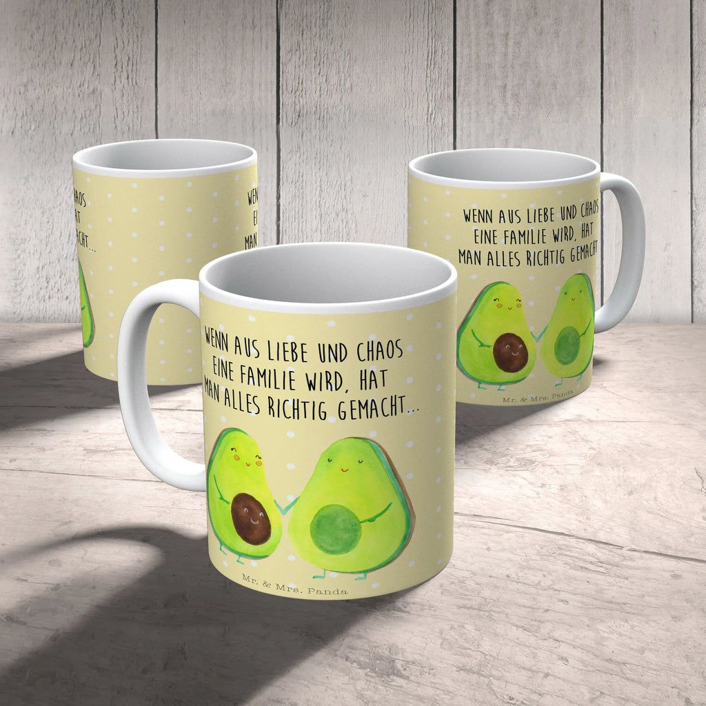 Tasse Avocado Pärchen Tasse, Kaffeetasse, Teetasse, Becher, Kaffeebecher, Teebecher, Keramiktasse, Porzellantasse, Büro Tasse, Geschenk Tasse, Tasse Sprüche, Tasse Motive, Kaffeetassen, Tasse bedrucken, Designer Tasse, Cappuccino Tassen, Schöne Teetassen, Avocado, Veggie, Vegan, Gesund, Avocuddle, Liebe, Schwangerschaft, Familie, Babyshower, Babyparty, Hochzeit, Kinder, Avocados, Geburt