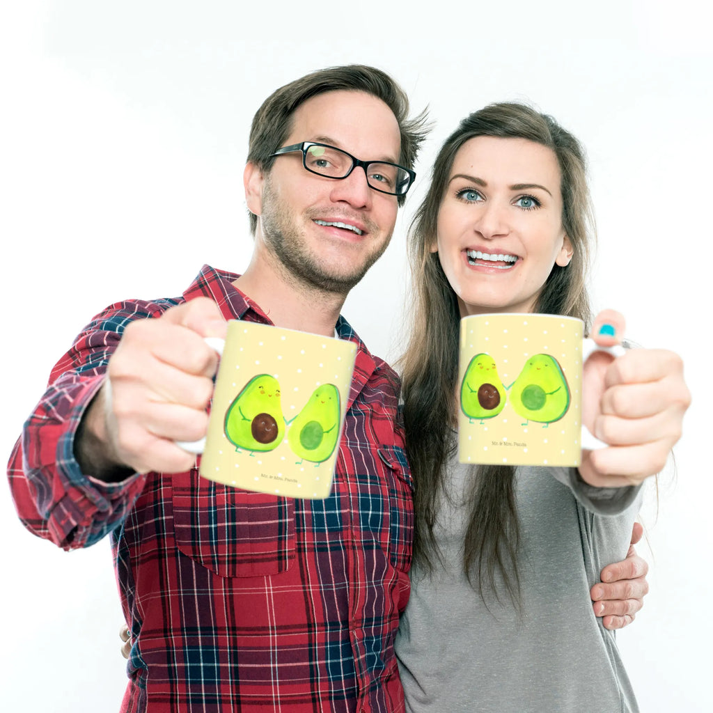 Kindertasse Avocado Pärchen Kindertasse, Kinder Tasse, Kunststoff Tasse, Kindergarten Tasse, Trinkbecher, Camping Becher, Kaffeetasse, Kunststoffbecher, Kindergartenbecher, Outdoorgeschirr, Kunststoffgeschirr, Reisebecher, Reisetasse, Kinderbecher, Bruchfeste Tasse, Bruchsichere Tasse, Plastik Tasse, Plastiktasse, Avocado, Veggie, Vegan, Gesund, Avocuddle, Liebe, Schwangerschaft, Familie, Babyshower, Babyparty, Hochzeit, Kinder, Avocados, Geburt