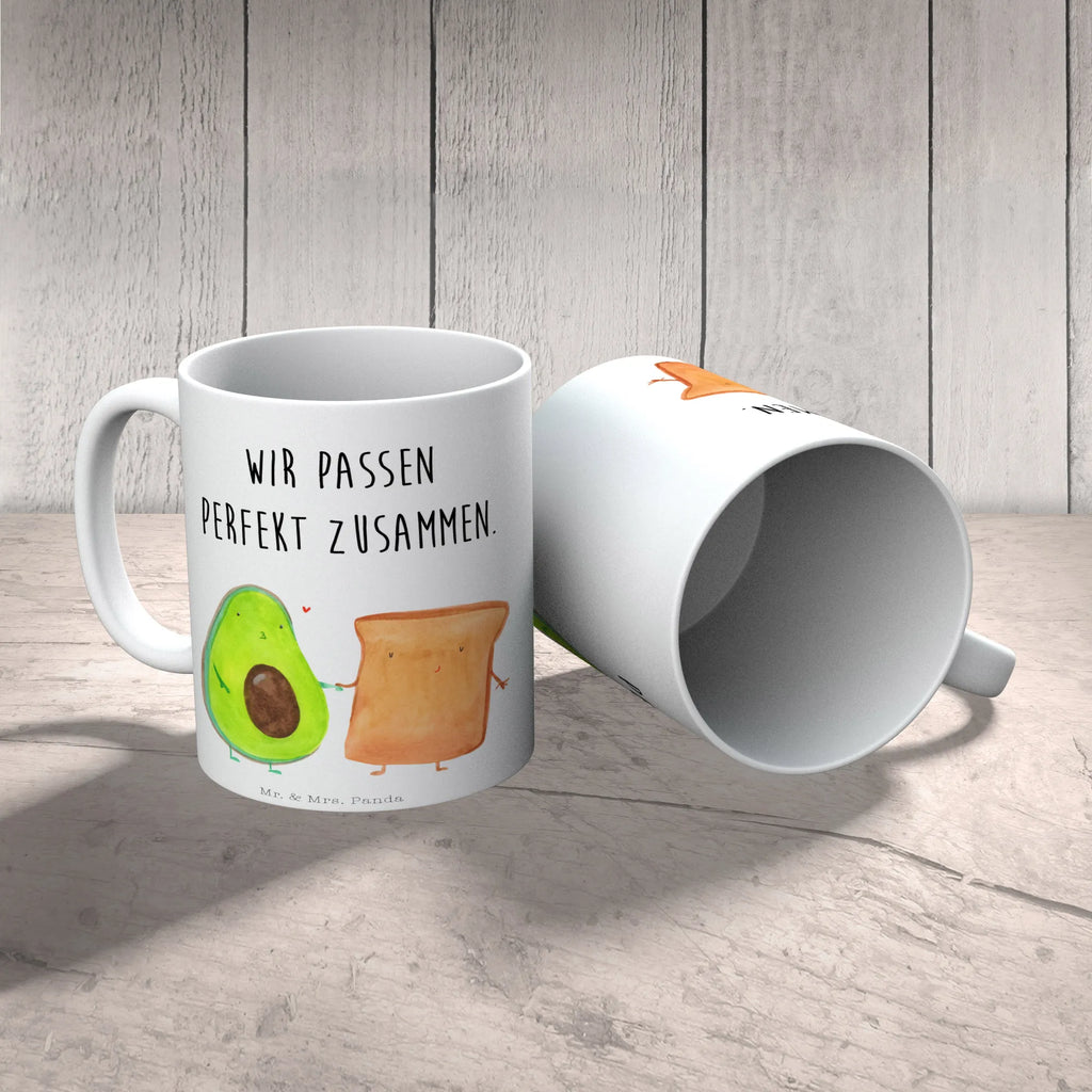 Tasse Avocado + Toast Tasse, Kaffeetasse, Teetasse, Becher, Kaffeebecher, Teebecher, Keramiktasse, Porzellantasse, Büro Tasse, Geschenk Tasse, Tasse Sprüche, Tasse Motive, Kaffeetassen, Tasse bedrucken, Designer Tasse, Cappuccino Tassen, Schöne Teetassen, Avocado, Veggie, Vegan, Gesund, Toast, Toastbrot, Liebespaar, Pärchen, Freund, Freundin, Verlobt, Verlobungsparty, Hochzeit, Hochzeitsgeschenk, Jahrestag, Jahrestagsgeschenk