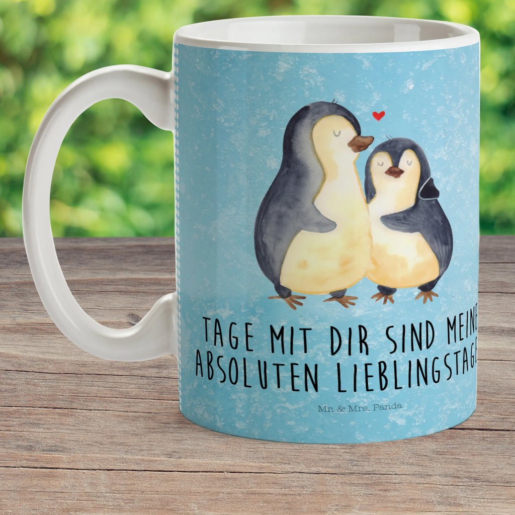 Kindertasse Pinguin umarmend Kindertasse, Kinder Tasse, Kunststoff Tasse, Kindergarten Tasse, Trinkbecher, Camping Becher, Kaffeetasse, Kunststoffbecher, Kindergartenbecher, Outdoorgeschirr, Kunststoffgeschirr, Reisebecher, Reisetasse, Kinderbecher, Bruchfeste Tasse, Bruchsichere Tasse, Plastik Tasse, Plastiktasse, Pinguin, Liebe, Liebespaar, Liebesbeweis, Liebesgeschenk, Verlobung, Jahrestag, Hochzeitstag, Hochzeit, Hochzeitsgeschenk