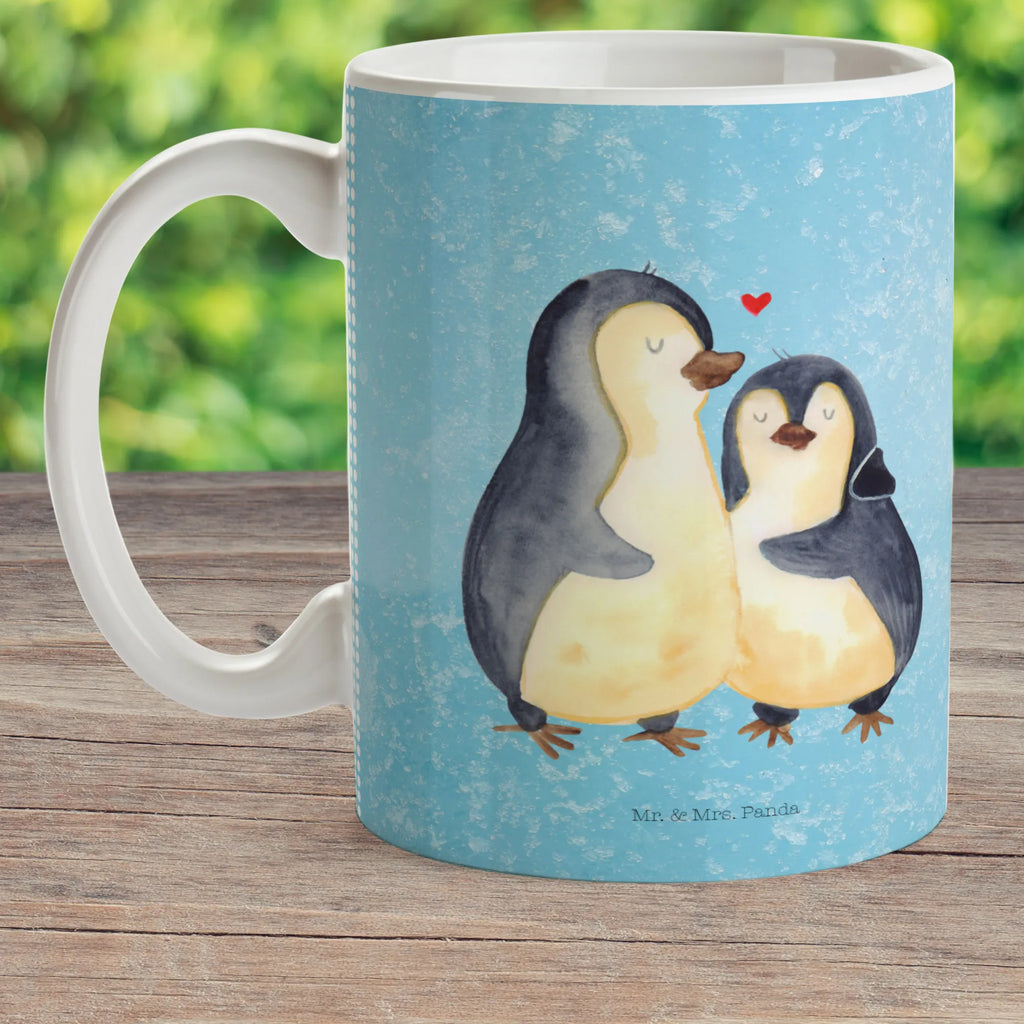 Kindertasse Pinguin umarmend Kindertasse, Kinder Tasse, Kunststoff Tasse, Kindergarten Tasse, Trinkbecher, Camping Becher, Kaffeetasse, Kunststoffbecher, Kindergartenbecher, Outdoorgeschirr, Kunststoffgeschirr, Reisebecher, Reisetasse, Kinderbecher, Bruchfeste Tasse, Bruchsichere Tasse, Plastik Tasse, Plastiktasse, Pinguin, Liebe, Liebespaar, Liebesbeweis, Liebesgeschenk, Verlobung, Jahrestag, Hochzeitstag, Hochzeit, Hochzeitsgeschenk