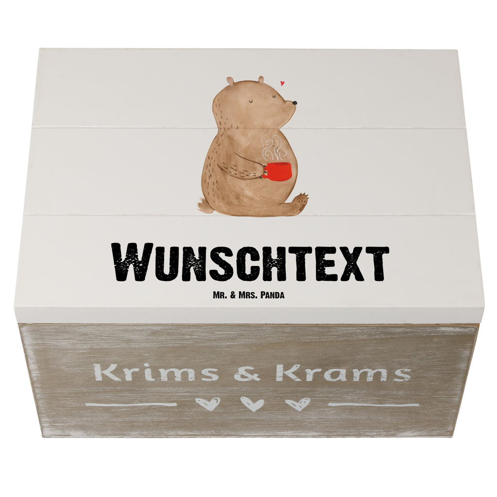 Personalisierte Holzkiste Bär Morgenkaffee Holzkiste mit Namen, Kiste mit Namen, Schatzkiste mit Namen, Truhe mit Namen, Schatulle mit Namen, Erinnerungsbox mit Namen, Erinnerungskiste, mit Namen, Dekokiste mit Namen, Aufbewahrungsbox mit Namen, Holzkiste Personalisiert, Kiste Personalisiert, Schatzkiste Personalisiert, Truhe Personalisiert, Schatulle Personalisiert, Erinnerungsbox Personalisiert, Erinnerungskiste Personalisiert, Dekokiste Personalisiert, Aufbewahrungsbox Personalisiert, Geschenkbox personalisiert, GEschenkdose personalisiert, Liebe, Partner, Freund, Freundin, Ehemann, Ehefrau, Heiraten, Verlobung, Heiratsantrag, Liebesgeschenk, Jahrestag, Hocheitstag, Valentinstag, Geschenk für Frauen, Hochzeitstag, Mitbringsel, Geschenk für Freundin, Geschenk für Partner, Liebesbeweis, für Männer, für Ehemann