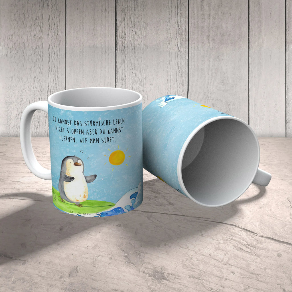 Tasse Pinguin Surfer Tasse, Kaffeetasse, Teetasse, Becher, Kaffeebecher, Teebecher, Keramiktasse, Porzellantasse, Büro Tasse, Geschenk Tasse, Tasse Sprüche, Tasse Motive, Kaffeetassen, Tasse bedrucken, Designer Tasse, Cappuccino Tassen, Schöne Teetassen, Pinguin, Pinguine, surfen, Surfer, Hawaii, Urlaub, Wellen, Wellen reiten, Portugal