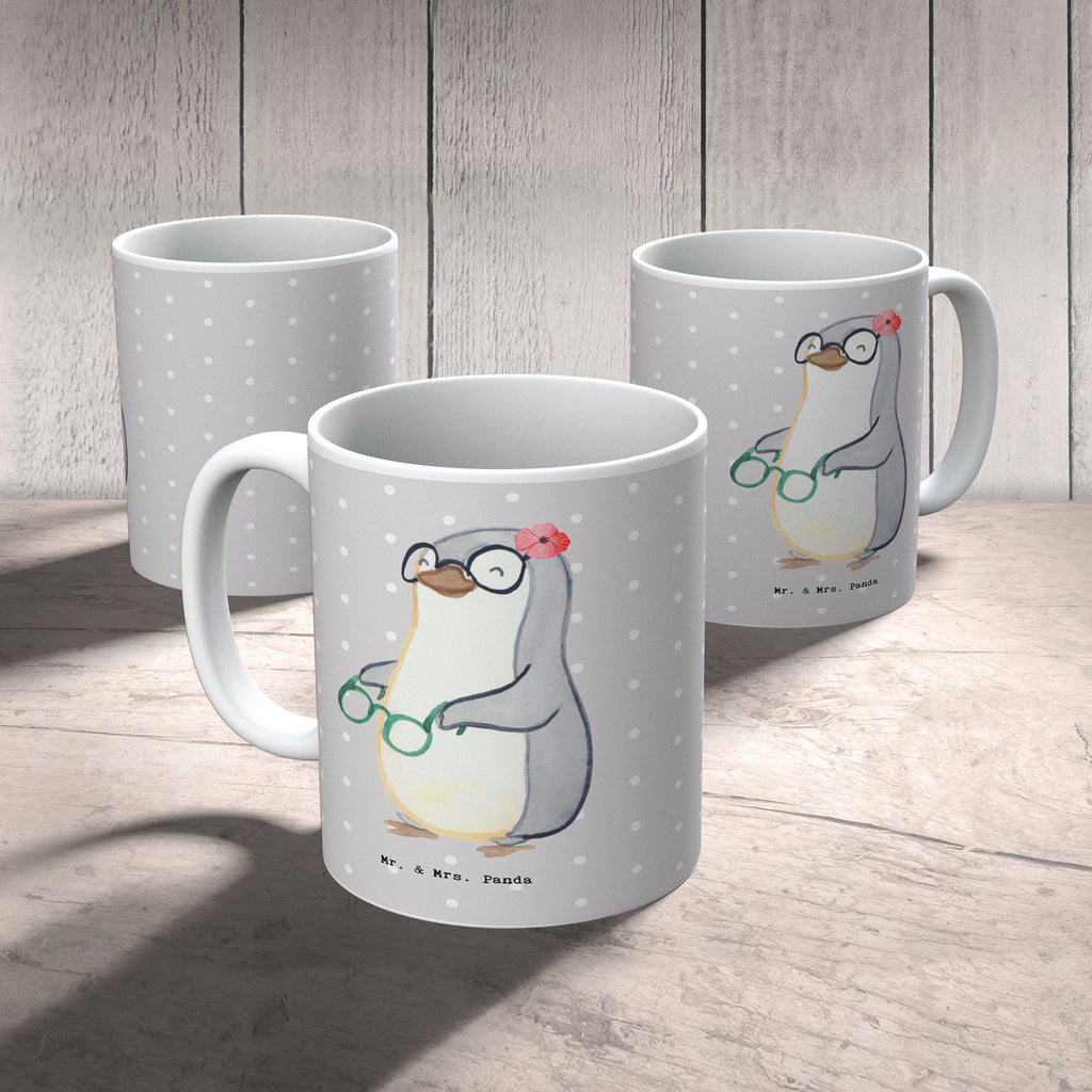 Tasse Augenoptikerin mit Herz Tasse, Kaffeetasse, Teetasse, Becher, Kaffeebecher, Teebecher, Keramiktasse, Porzellantasse, Büro Tasse, Geschenk Tasse, Tasse Sprüche, Tasse Motive, Kaffeetassen, Tasse bedrucken, Designer Tasse, Cappuccino Tassen, Schöne Teetassen, Beruf, Ausbildung, Jubiläum, Abschied, Rente, Kollege, Kollegin, Geschenk, Schenken, Arbeitskollege, Mitarbeiter, Firma, Danke, Dankeschön, Augenoptikerin, Optikerin, Augenärztin, Optometristin, Brillenverkäuferin, Brillengeschäft, Eröffnung