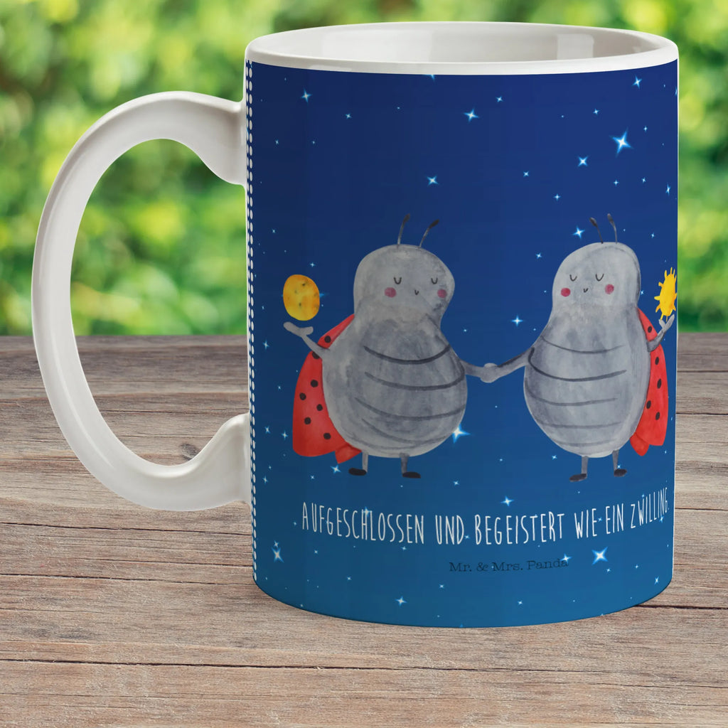 Kindertasse Sternzeichen Zwilling Kindertasse, Kinder Tasse, Kunststoff Tasse, Kindergarten Tasse, Trinkbecher, Camping Becher, Kaffeetasse, Kunststoffbecher, Kindergartenbecher, Outdoorgeschirr, Kunststoffgeschirr, Reisebecher, Reisetasse, Kinderbecher, Bruchfeste Tasse, Bruchsichere Tasse, Plastik Tasse, Plastiktasse, Tierkreiszeichen, Sternzeichen, Horoskop, Astrologie, Aszendent, Zwillinge, Zwilling Geschenk, Zwilling Sternzeichen, Geburtstag Mai, Geschenk Mai, Geschenk Juni, Marienkäfer, Glückskäfer, Zwillingsbruder, Zwillingsschwester