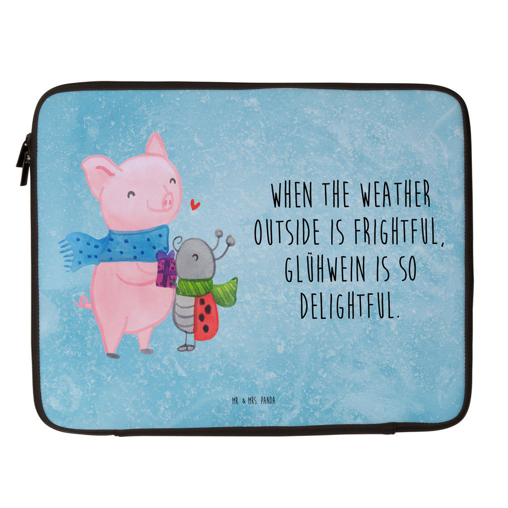 Notebook Tasche Glühschwein Smörle Notebook Tasche, Laptop, Computertasche, Tasche, Notebook-Tasche, Notebook-Reisehülle, Notebook Schutz, Winter, Weihnachten, Weihnachtsdeko, Nikolaus, Advent, Heiligabend, Wintermotiv, Handgezeichnetes Glühschwein, Kreatives Glühschwein Design, Winterlicher Glühwein Spruch, Glühwein Liebhaber Geschenk, Herzliches Marienkäfer Motiv, Marienkäfer in Winterkleidung, Glühwein ist köstlich Spruch, Smörle der stolze Marienkäfer, Süßer Marienkäfer gibt Geschenk, Romantische Geschenkidee Glühwein