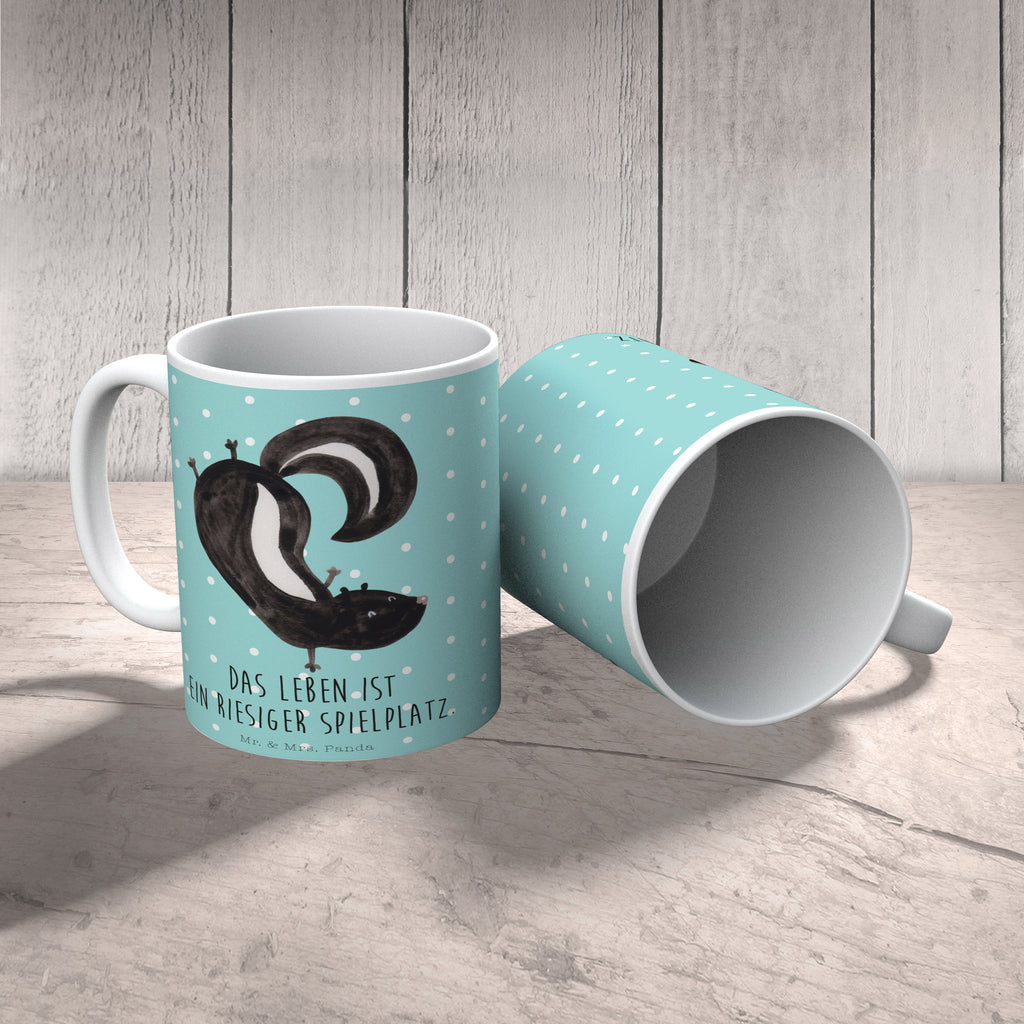 Tasse Stinktier Handstand Tasse, Kaffeetasse, Teetasse, Becher, Kaffeebecher, Teebecher, Keramiktasse, Porzellantasse, Büro Tasse, Geschenk Tasse, Tasse Sprüche, Tasse Motive, Kaffeetassen, Tasse bedrucken, Designer Tasse, Cappuccino Tassen, Schöne Teetassen, Stinktier, Skunk, Wildtier, Raubtier, Stinker, Stinki, Spielplatz, verpielt, Kind