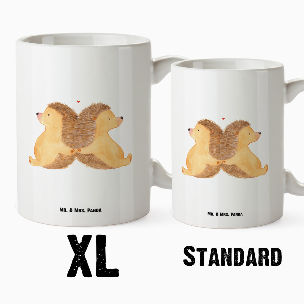 XL Tasse Igel händchenhaltend XL Tasse, Große Tasse, Grosse Kaffeetasse, XL Becher, XL Teetasse, spülmaschinenfest, Jumbo Tasse, Groß, Liebe, Partner, Freund, Freundin, Ehemann, Ehefrau, Heiraten, Verlobung, Heiratsantrag, Liebesgeschenk, Jahrestag, Hocheitstag, Igel, Igelliebe, Hand in Hand, Liebesbeweis, große Liebe, Liebesbotschaft, Hochzeit, Lieblingsmensch, Gemeinsamkeit, Love, Geschenk für zwei