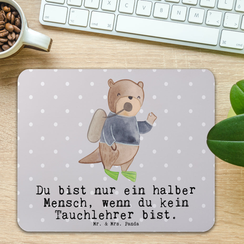 Mauspad Tauchlehrer mit Herz Mousepad, Computer zubehör, Büroausstattung, PC Zubehör, Arbeitszimmer, Mauspad, Einzigartiges Mauspad, Designer Mauspad, Mausunterlage, Mauspad Büro, Beruf, Ausbildung, Jubiläum, Abschied, Rente, Kollege, Kollegin, Geschenk, Schenken, Arbeitskollege, Mitarbeiter, Firma, Danke, Dankeschön