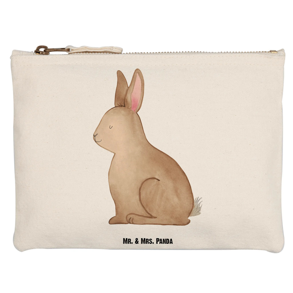 Schminktasche Hase sitzend Schminktasche, Kosmetiktasche, Kosmetikbeutel, Stiftemäppchen, Etui, Federmappe, Makeup, XXL, Schminketui, Kosmetiketui, Schlamperetui, Ostern, Osterhase, Ostergeschenke, Osternest, Osterdeko, Geschenke zu Ostern, Ostern Geschenk, Ostergeschenke Kinder, Ostern Kinder, Frohe Ostern, Ostergrüße, Osterblume, Liebe, Grüße, Hase, Kaninchen