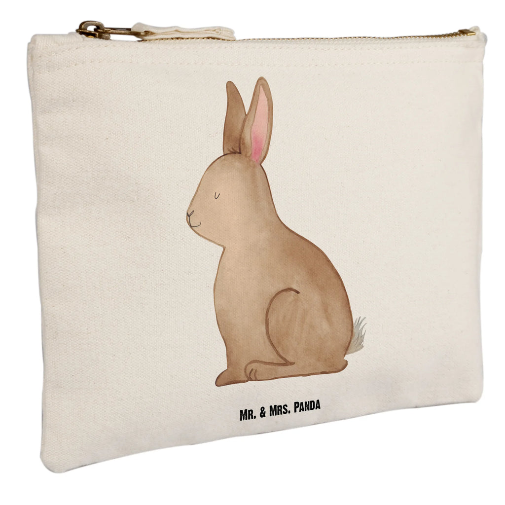 Schminktasche Hase sitzend Schminktasche, Kosmetiktasche, Kosmetikbeutel, Stiftemäppchen, Etui, Federmappe, Makeup, XXL, Schminketui, Kosmetiketui, Schlamperetui, Ostern, Osterhase, Ostergeschenke, Osternest, Osterdeko, Geschenke zu Ostern, Ostern Geschenk, Ostergeschenke Kinder, Ostern Kinder, Frohe Ostern, Ostergrüße, Osterblume, Liebe, Grüße, Hase, Kaninchen