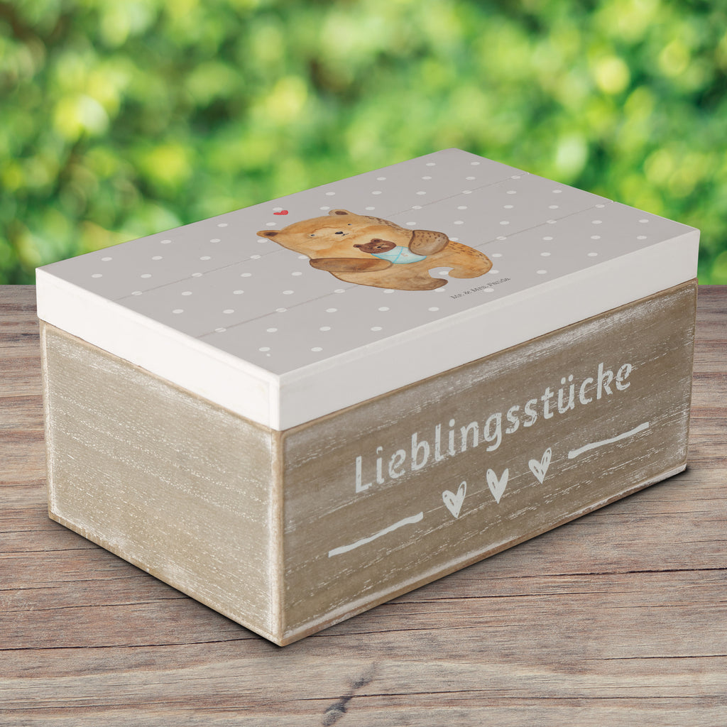 Holzkiste Bär mit Baby Holzkiste, Kiste, Schatzkiste, Truhe, Schatulle, XXL, Erinnerungsbox, Erinnerungskiste, Dekokiste, Aufbewahrungsbox, Geschenkbox, Geschenkdose, Bär, Teddy, Teddybär, Eltern, Mutter, Baby, Taufe, Geburt, Nichte, Neffe, Enkel, Enkelin, Täufling, Geburtstag, Glückwunsch