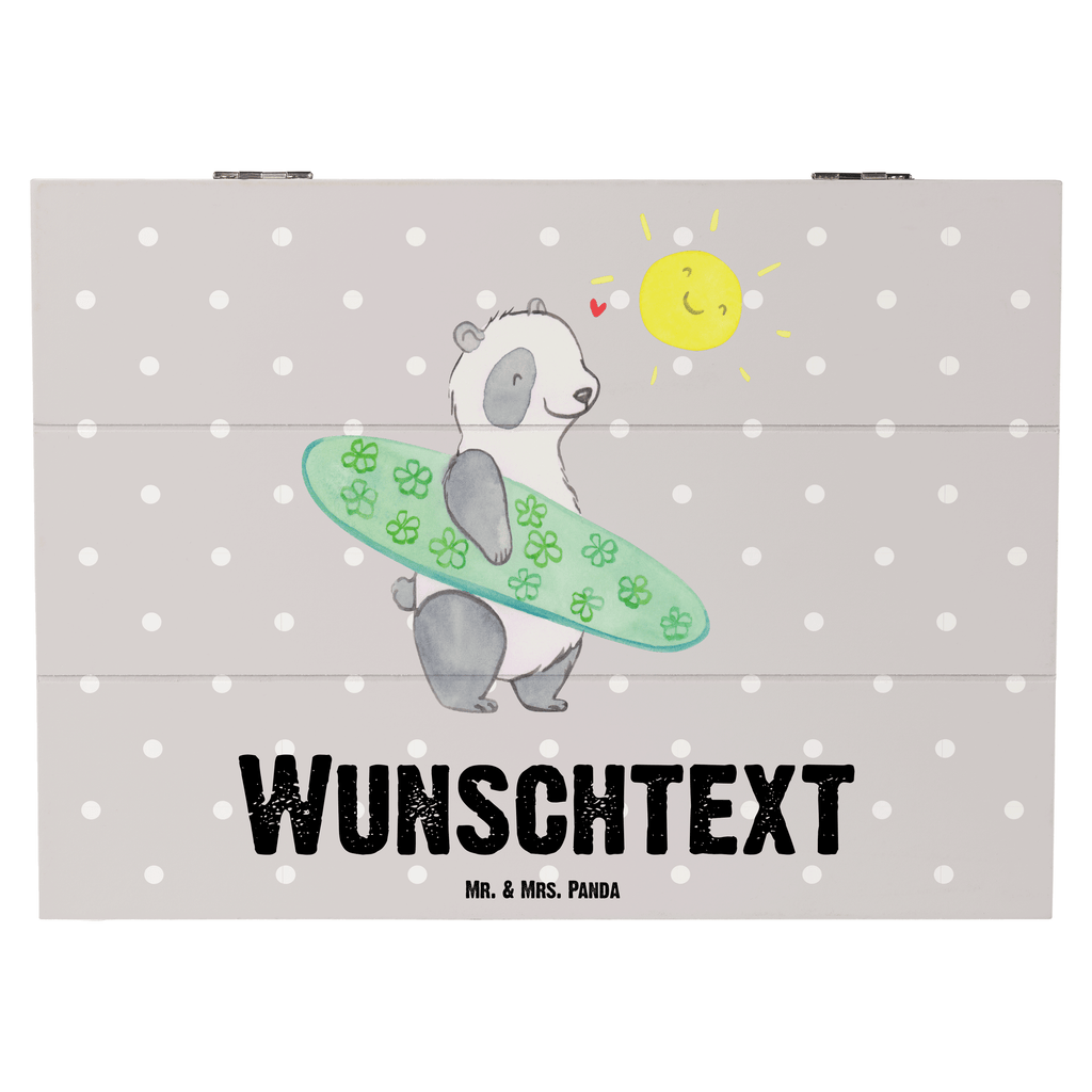 Personalisierte Holzkiste Panda Surfen Holzkiste mit Namen, Kiste mit Namen, Schatzkiste mit Namen, Truhe mit Namen, Schatulle mit Namen, Erinnerungsbox mit Namen, Erinnerungskiste, mit Namen, Dekokiste mit Namen, Aufbewahrungsbox mit Namen, Holzkiste Personalisiert, Kiste Personalisiert, Schatzkiste Personalisiert, Truhe Personalisiert, Schatulle Personalisiert, Erinnerungsbox Personalisiert, Erinnerungskiste Personalisiert, Dekokiste Personalisiert, Aufbewahrungsbox Personalisiert, Geschenkbox personalisiert, GEschenkdose personalisiert, Geschenk, Sport, Sportart, Hobby, Schenken, Danke, Dankeschön, Auszeichnung, Gewinn, Sportler, Wellenreiten, Surfen, Surfschule