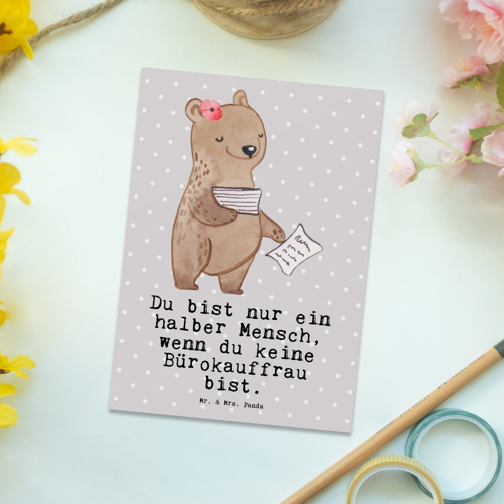 Postkarte Bürokauffrau mit Herz Postkarte, Karte, Geschenkkarte, Grußkarte, Einladung, Ansichtskarte, Geburtstagskarte, Einladungskarte, Dankeskarte, Beruf, Ausbildung, Jubiläum, Abschied, Rente, Kollege, Kollegin, Geschenk, Schenken, Arbeitskollege, Mitarbeiter, Firma, Danke, Dankeschön, Bürokauffrau, Kauffrau für Büromanagement