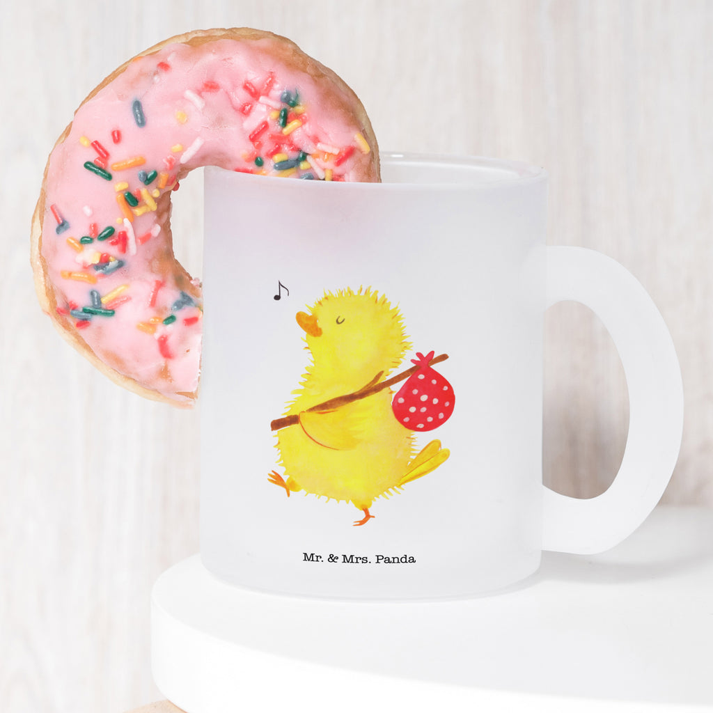 Teetasse Küken Wanderer Teetasse, Teeglas, Teebecher, Tasse mit Henkel, Tasse, Glas Teetasse, Teetasse aus Glas, Ostern, Osterhase, Ostergeschenke, Osternest, Osterdeko, Geschenke zu Ostern, Ostern Geschenk, Ostergeschenke Kinder, Ostern Kinder, Küken, Osterei, Ostereier, Ei, Frühlingsgefühle, Freude, Grüße, liebe Grüße, Frohe Ostern, Ostergrüße, Flausen, Wunder, Reisen, Weltenbummler, Zeit, Zeitmanagement, Backpacker